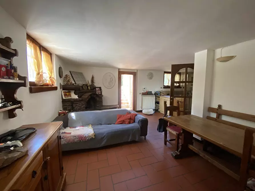 Immagine 4 di Appartamento in vendita  in Via Case Rosse 2 a Castelnuovo Magra