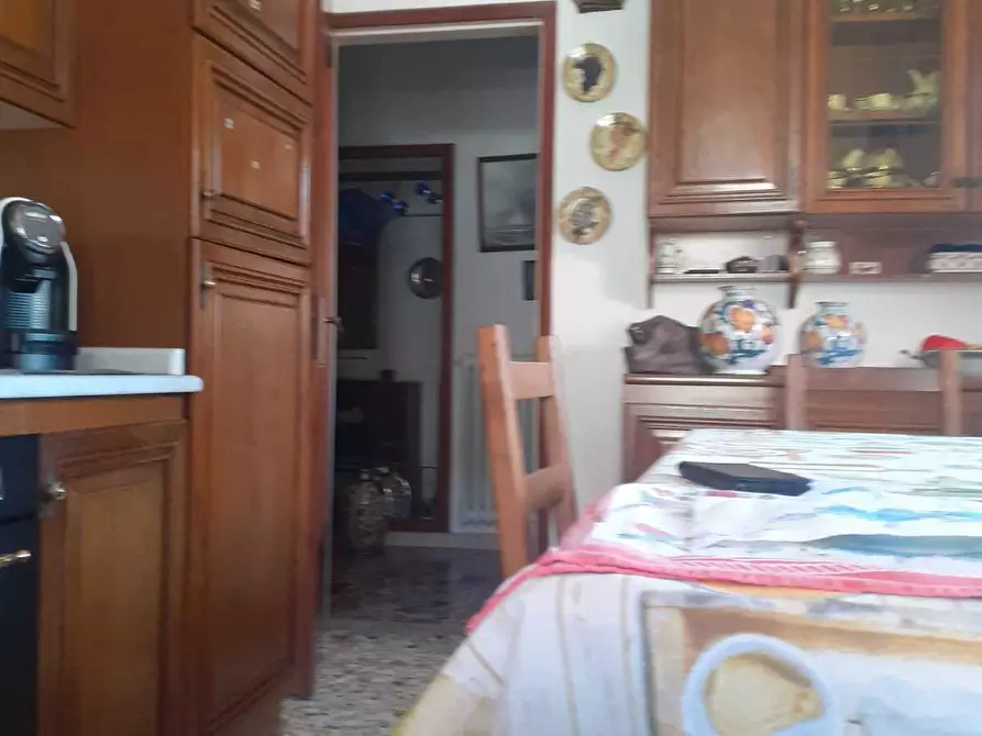 Immagine 11 di Casa semindipendente in vendita  in Viale Galileo Galilei 1261 a Carrara