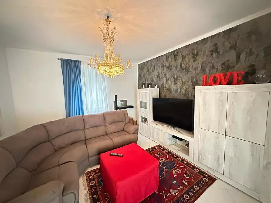 Immagine 17 di Terratetto in vendita  in Via Carriona 117 a Carrara