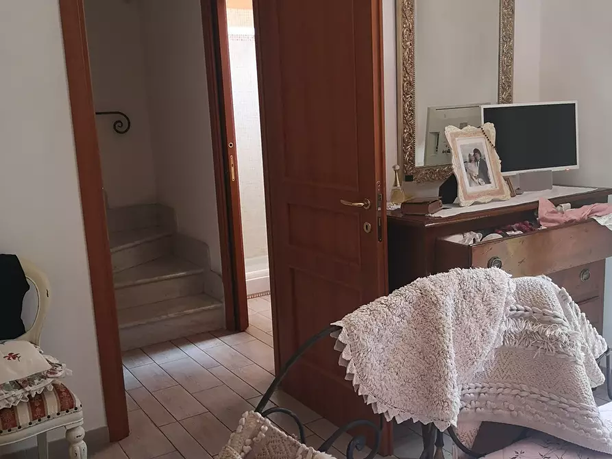 Immagine 5 di Casa semindipendente in vendita  in Piazza Marco Tosini a Castelnuovo Magra