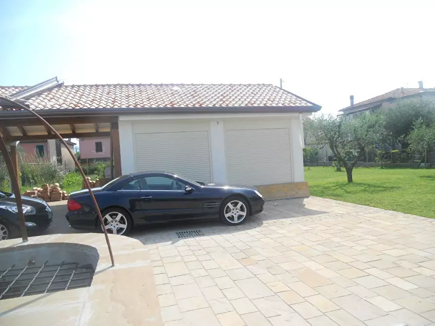 Immagine 27 di Casa semindipendente in vendita  a Castelnuovo Magra