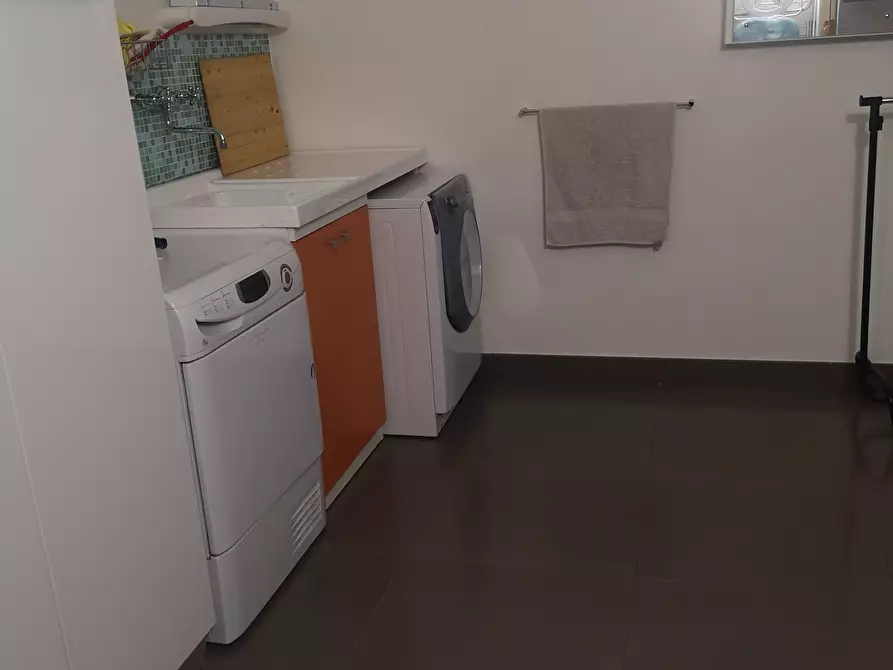 Immagine 25 di Casa semindipendente in vendita  in Via dei Pini 40 a Castelnuovo Magra