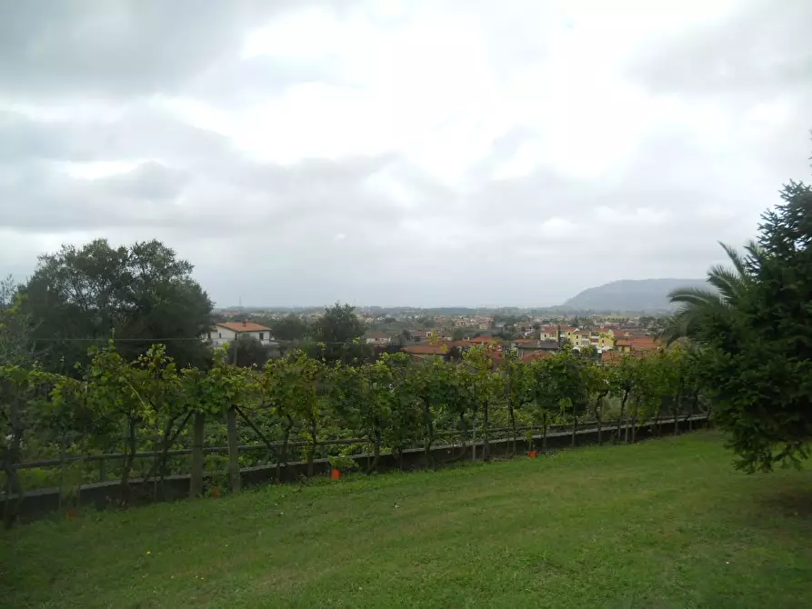 Immagine 10 di Villa in vendita  in Via Palvotrisia 92 a Castelnuovo Magra
