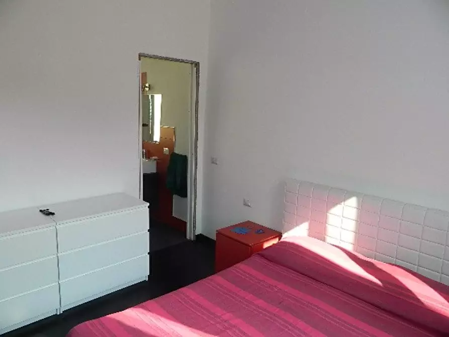 Immagine 22 di Casa semindipendente in vendita  in Viale Galileo Galilei a Carrara