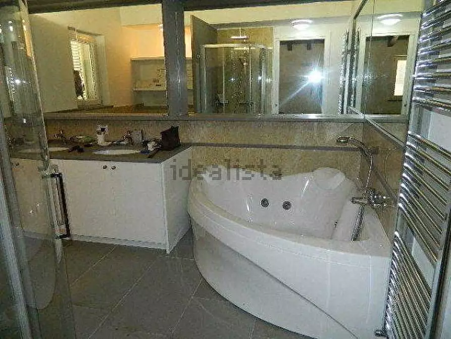 Immagine 100 di Casa semindipendente in vendita  a Castelnuovo Magra