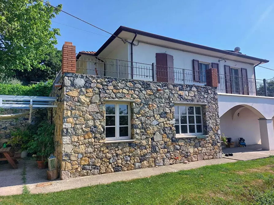 Immagine 22 di Villa in vendita  in Via Alla Fortezza a Sarzana
