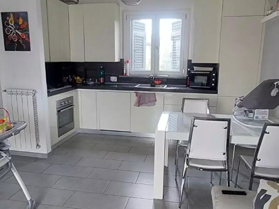 Immagine 3 di Casa semindipendente in vendita  in Via Alta Vecchia 113 a Sarzana