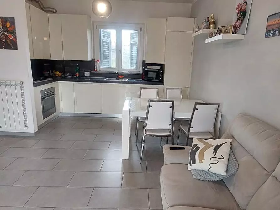 Immagine 1 di Casa semindipendente in vendita  in Via Alta Vecchia 113 a Sarzana