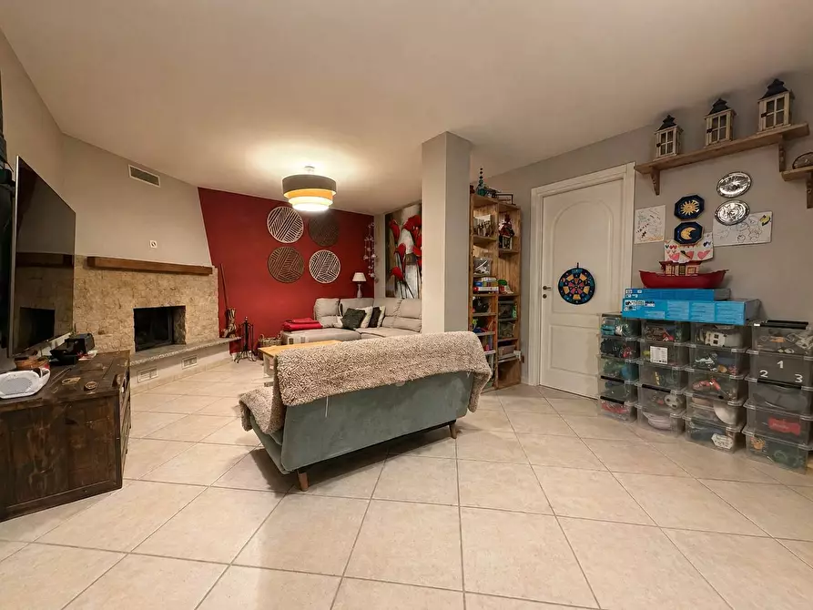 Immagine 11 di Casa semindipendente in vendita  in Via della Pace 24 a Castelnuovo Magra