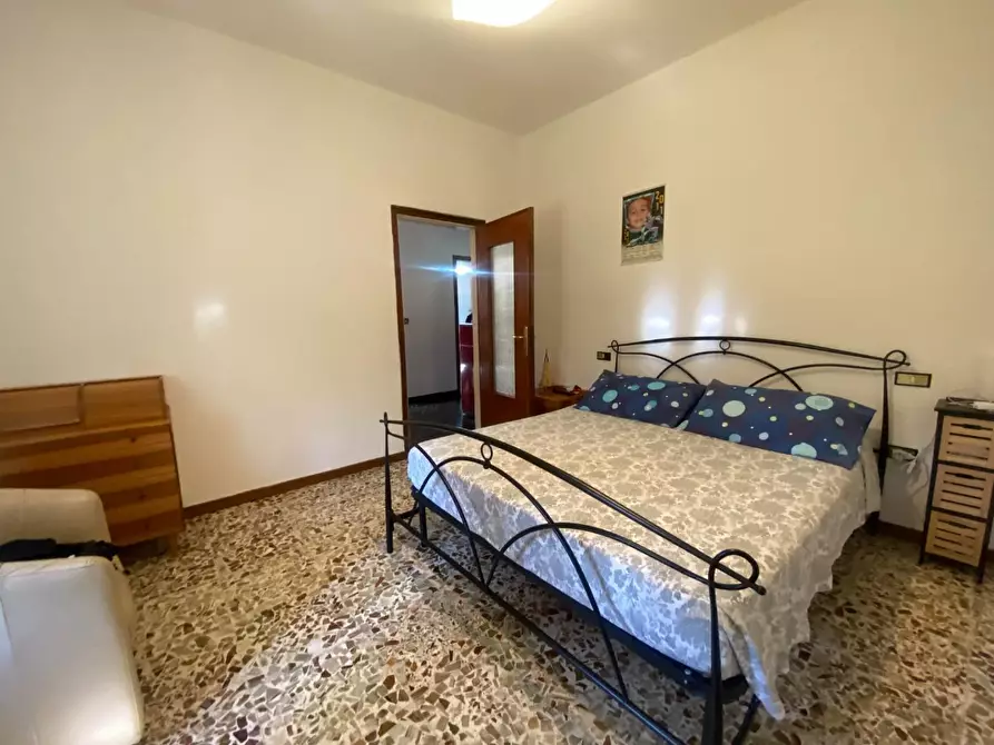 Immagine 12 di Villetta a schiera in vendita  in Via Montecchio 7 a Fosdinovo