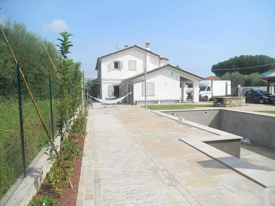 Immagine 20 di Casa semindipendente in vendita  a Castelnuovo Magra