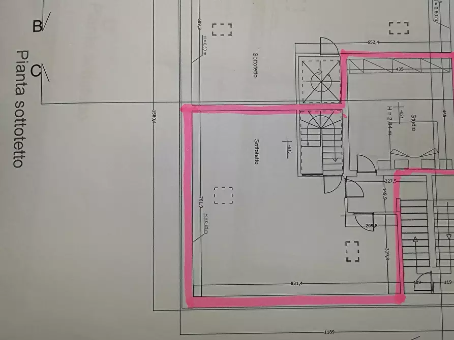 Immagine 5 di Casa semindipendente in vendita  in Strada Statale 1 262 a Ortonovo
