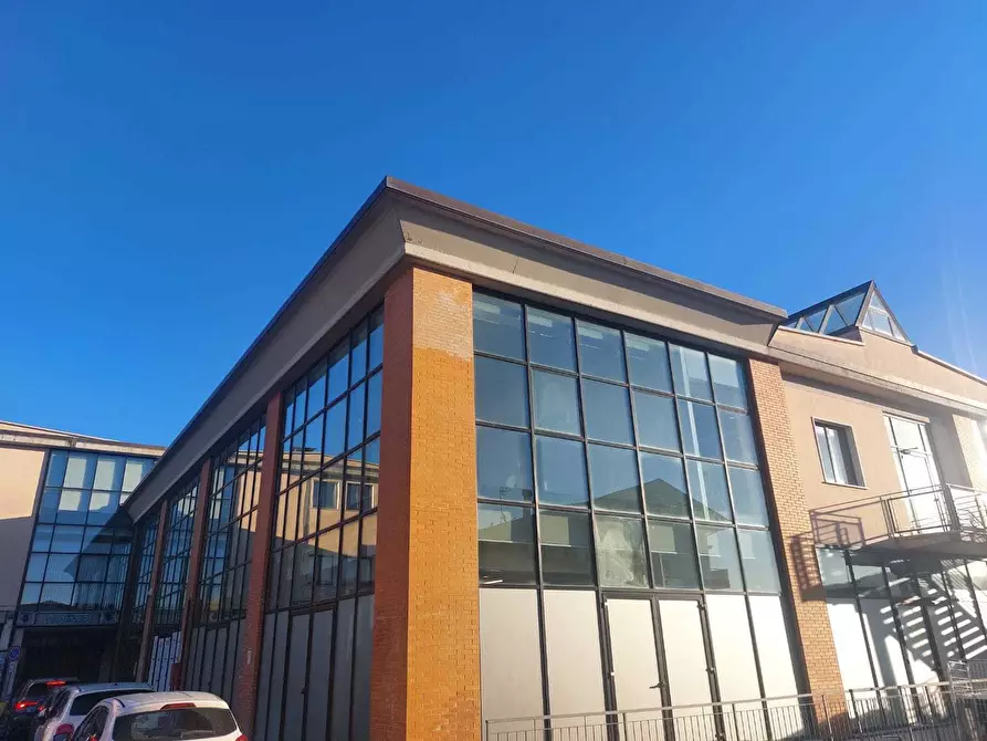 Immagine 4 di Locale commerciale in vendita  in Via del Murello 6 a Sarzana