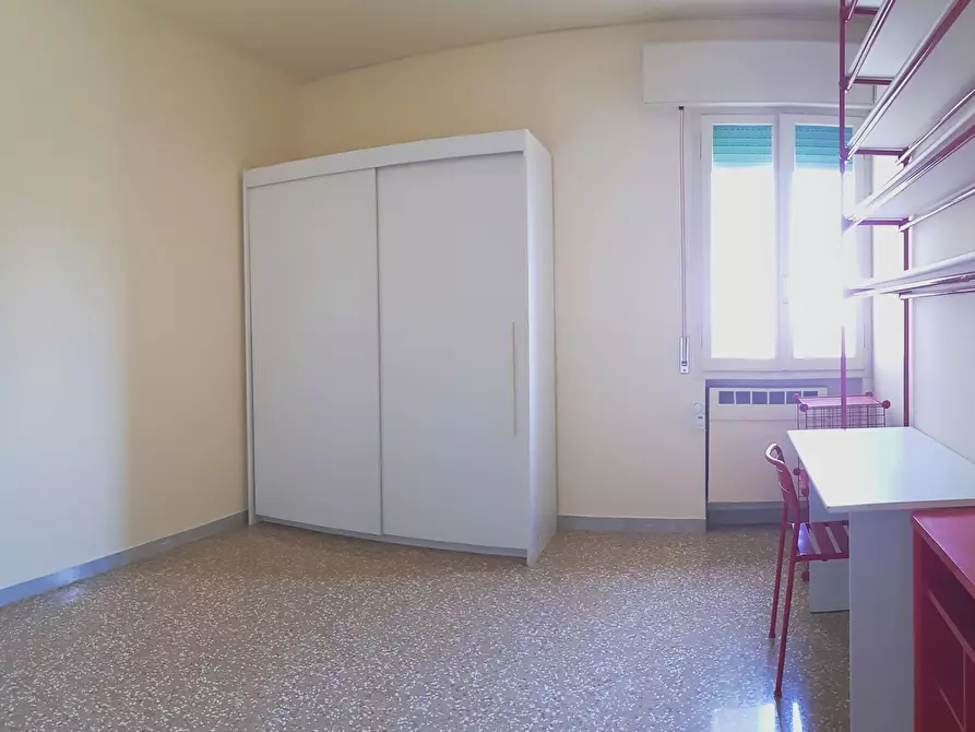 Immagine 3 di Trilocale in affitto  a Bologna