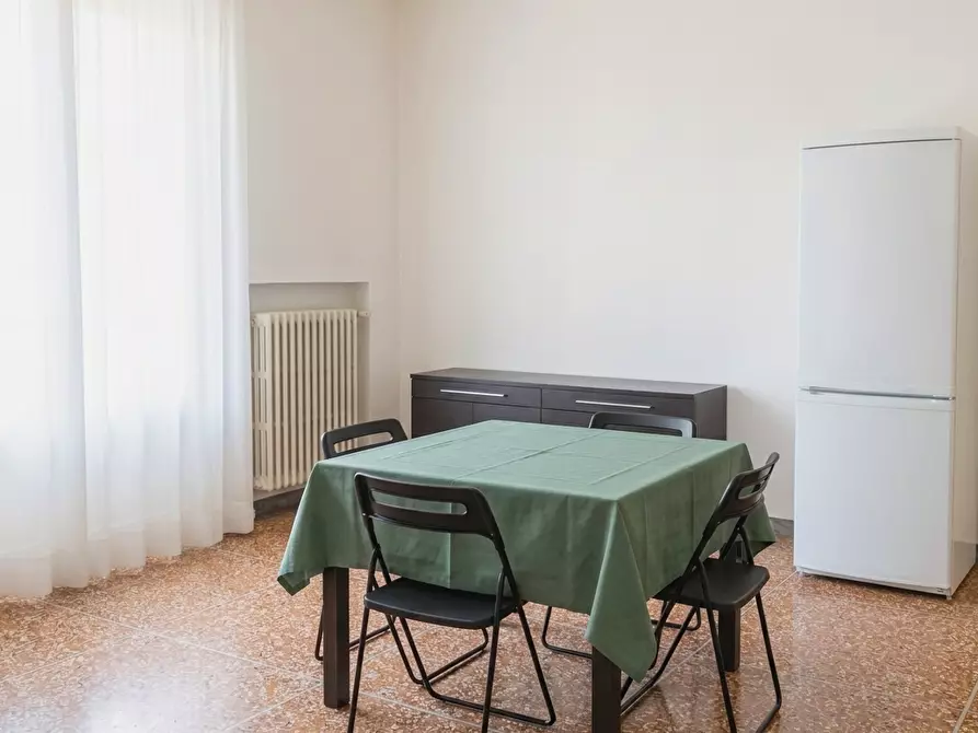 Immagine 4 di Quadrilocale in affitto  a Bologna