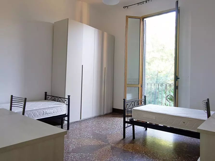 Immagine 3 di Trilocale in affitto  a Bologna