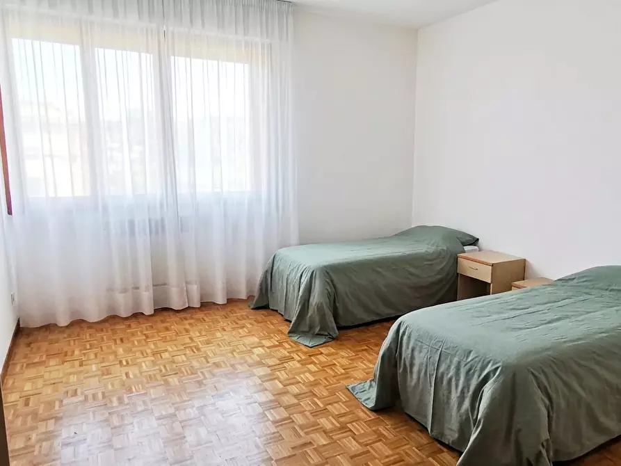 Immagine 3 di Quadrilocale in affitto  a Bologna