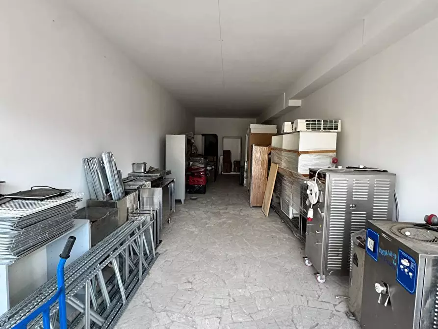 Immagine 3 di Attività commerciale in vendita  in Viale Tommaso Tittoni 109 a San Felice Circeo