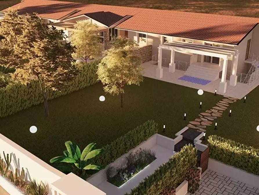 Immagine 8 di Villetta a schiera in vendita  in Via Terracina 110 a San Felice Circeo