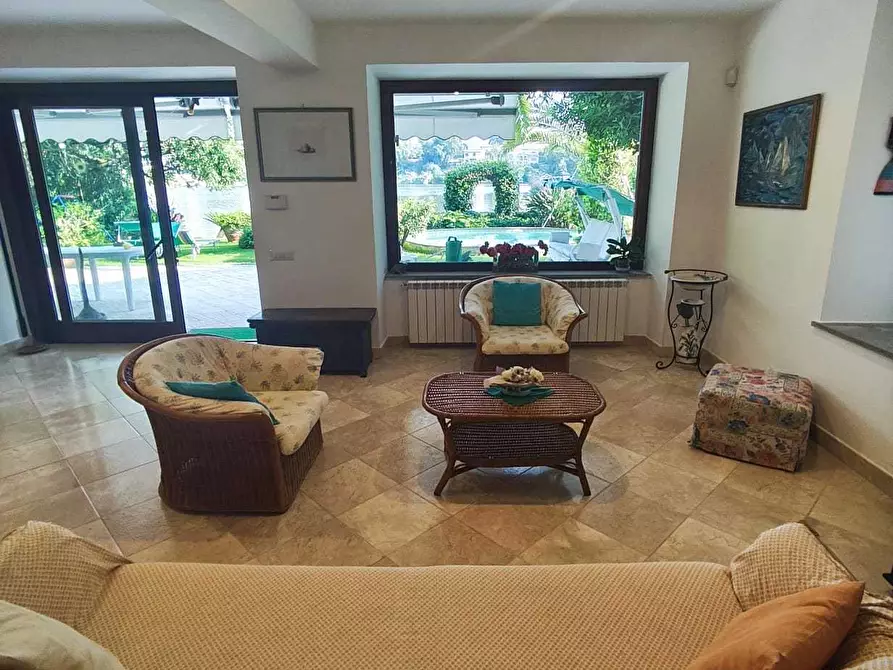 Immagine 10 di Casa bifamiliare in vendita  in Via Caterattino 30 a Sabaudia