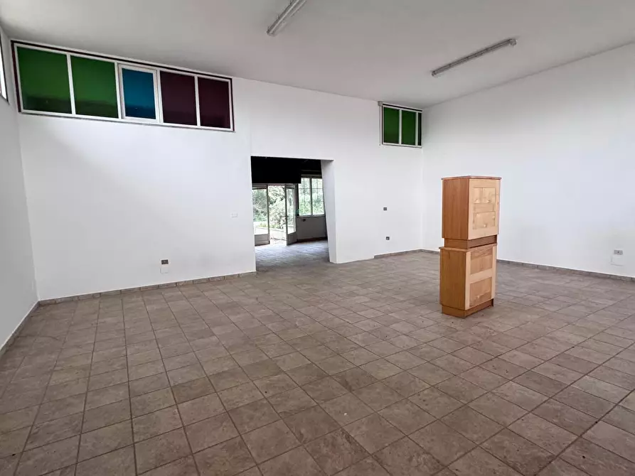 Immagine 4 di Locale commerciale in vendita  in VIA SABAUDIA 170 a San Felice Circeo