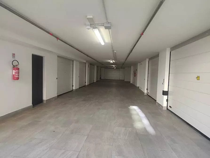 Immagine 6 di Garage in vendita  in Via Guglielmo Borremans 17 a Palermo