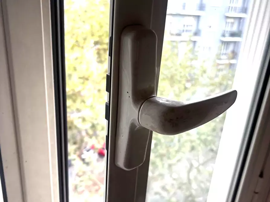 Immagine 13 di Pentalocale in vendita  in Viale Papa Giovanni XXIII 21 a Beinasco