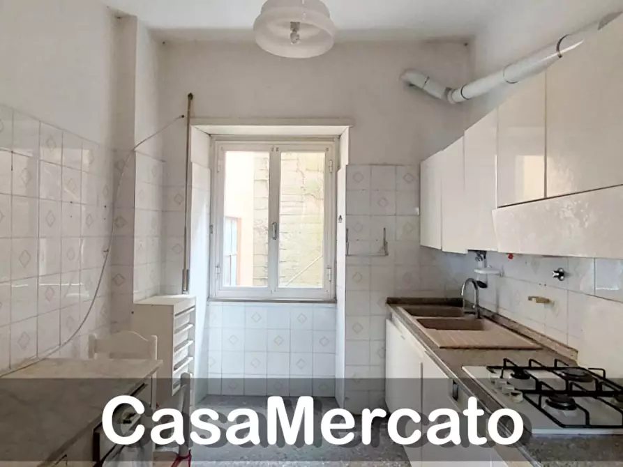 Immagine 10 di Appartamento in vendita  in Via Roma a Rocca Di Papa