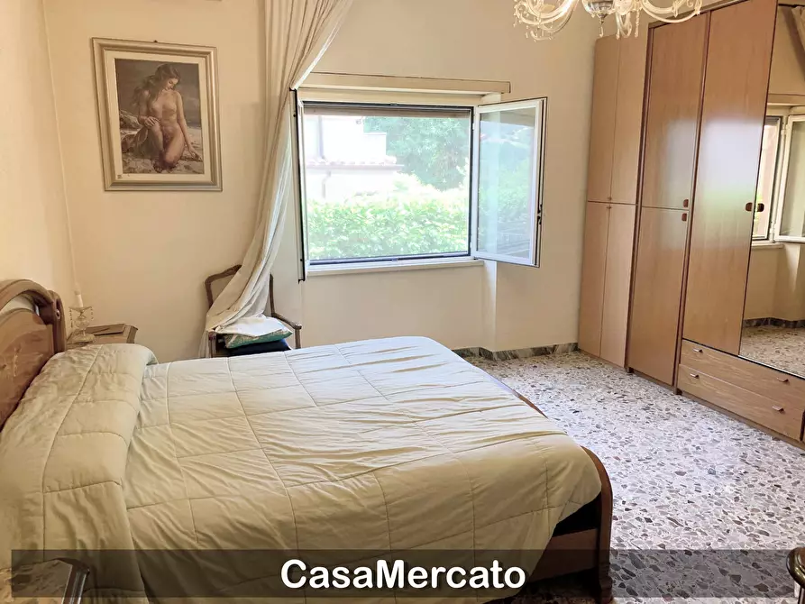 Immagine 13 di Trilocale in vendita  in Viale dei Pini a Montecompatri