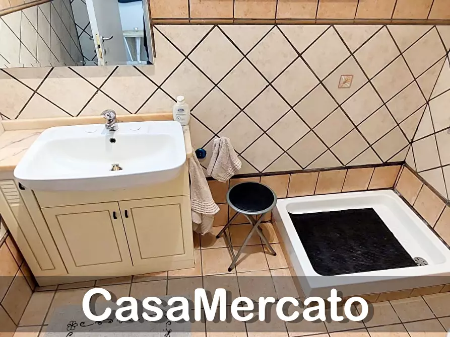 Immagine 27 di Appartamento in vendita  in Via Fratelli Kennedy a Lanuvio