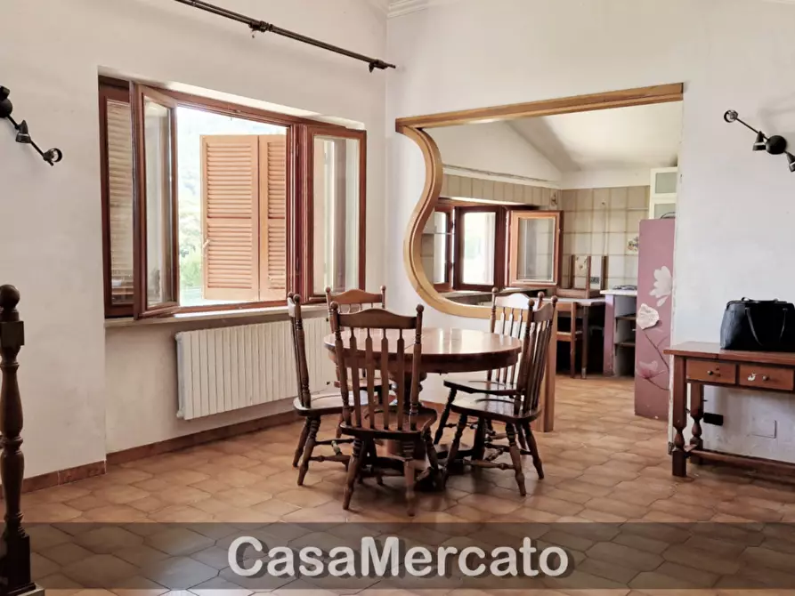 Immagine 5 di Trilocale in vendita  in Via Rocca Priora a Rocca Di Papa