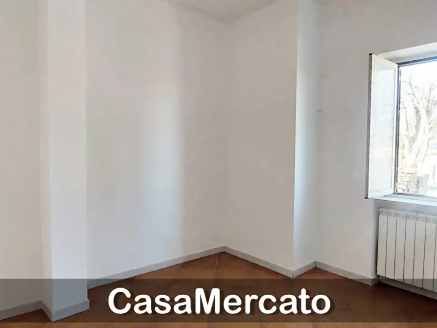 Immagine 12 di Trilocale in vendita  in Via Calabria a Rocca Di Papa