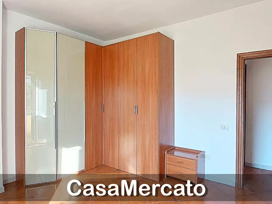 Immagine 9 di Trilocale in vendita  in Via Calabria a Rocca Di Papa