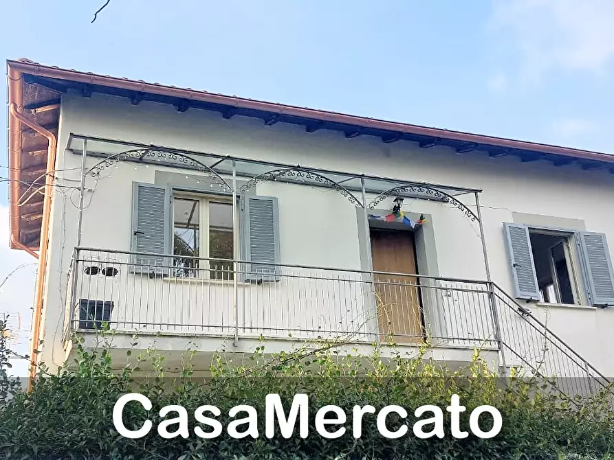 Immagine 1 di Bilocale in vendita  in Via Marino Campagna a Rocca Di Papa