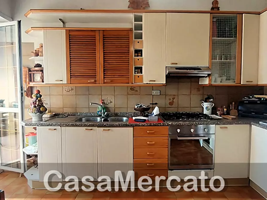 Immagine 19 di Quadrilocale in vendita  in Via Tiziano a Albano Laziale