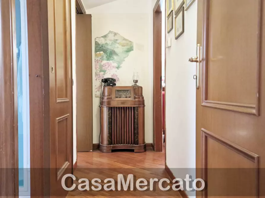 Immagine 41 di Trilocale in vendita  in Via Aldo Gargano a Marino