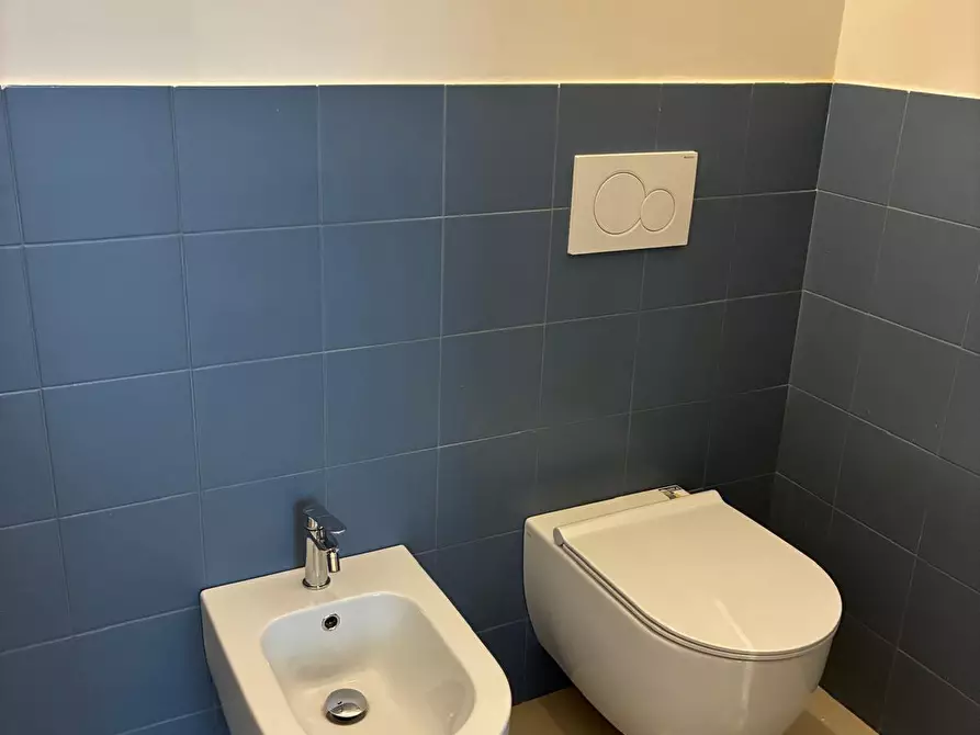 Immagine 12 di Quadrilocale in affitto  a San Benedetto Del Tronto