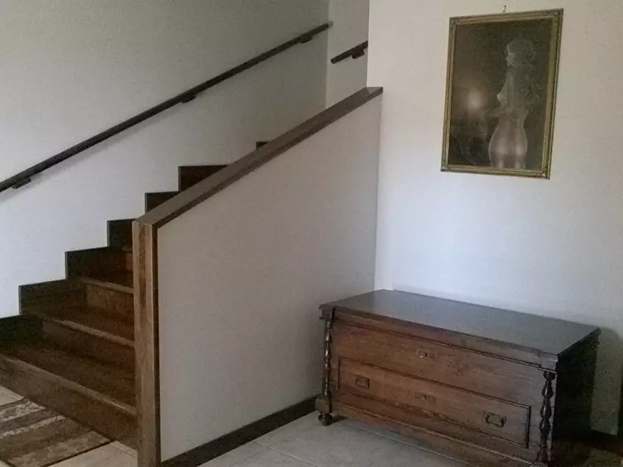 Immagine 46 di Villa in vendita  a Campli