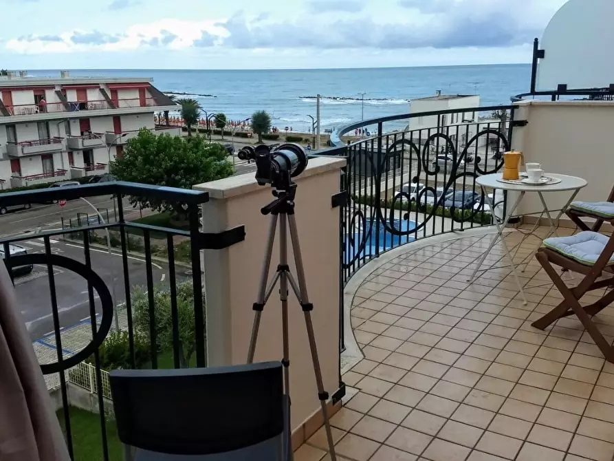 Immagine 2 di Appartamento in vendita  a Martinsicuro