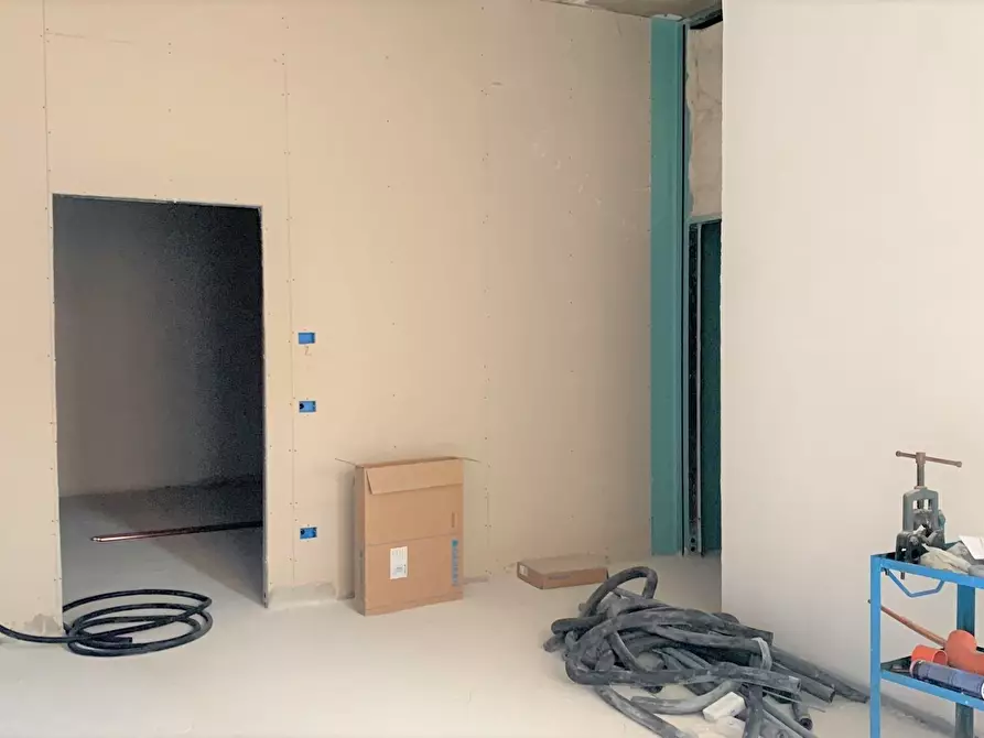 Immagine 3 di Laboratorio in vendita  a San Benedetto Del Tronto