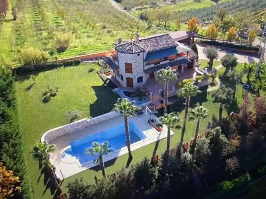 Immagine 42 di Casa indipendente in vendita  a Morro D'oro