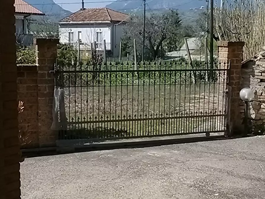 Immagine 36 di Villa in vendita  a Campli