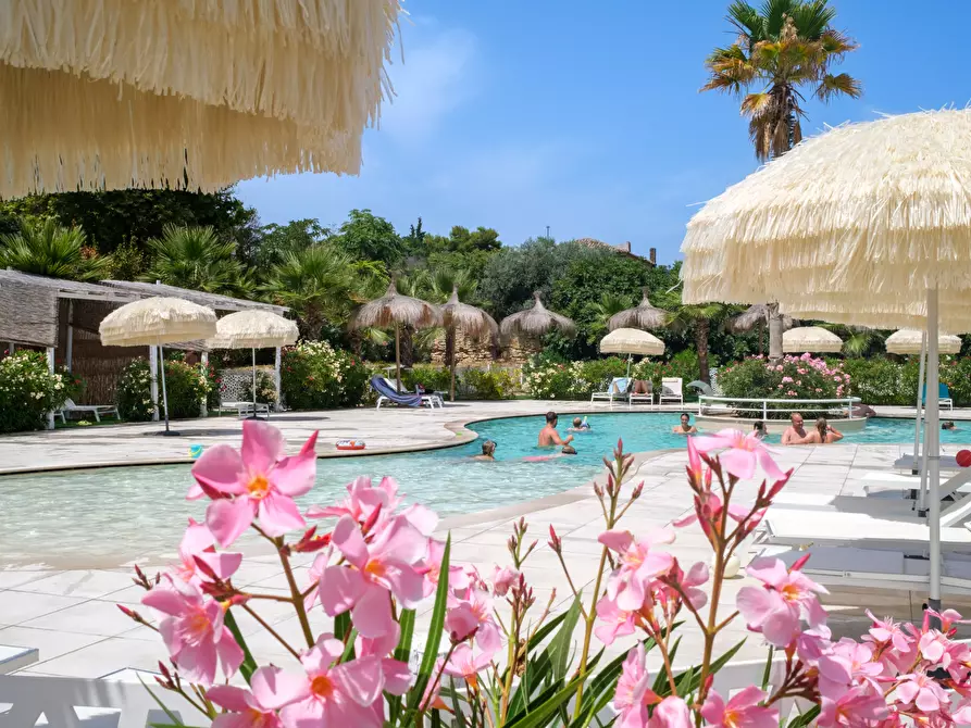 Immagine 3 di Attività commerciale in vendita  a Grottammare