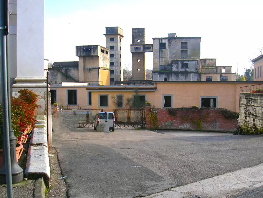 Immagine 9 di Palazzo in vendita  a Ceprano