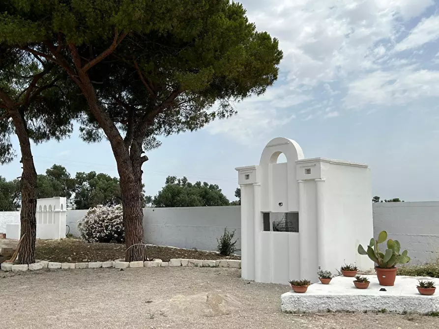 Immagine 35 di Casa vacanze in vendita  a Pulsano