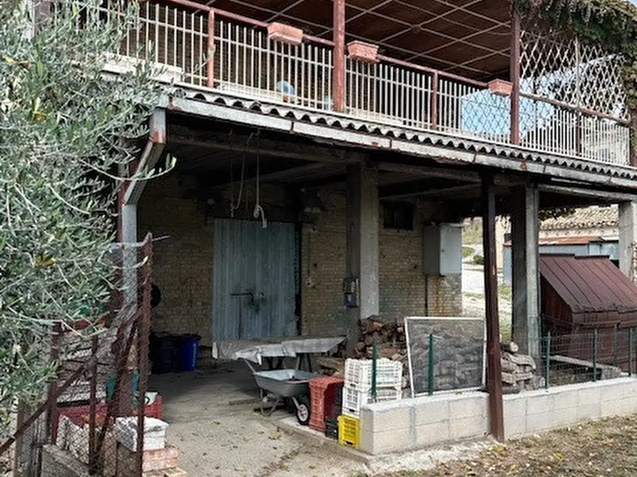 Immagine 8 di Casa bifamiliare in vendita  a Carassai