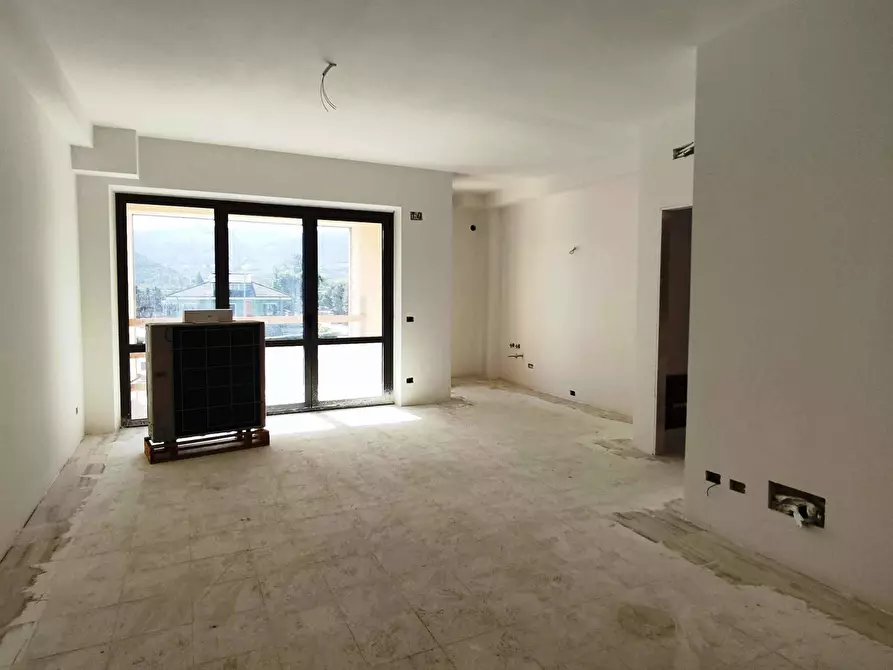 Immagine 18 di Palazzo in vendita  a Spinetoli