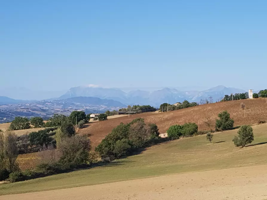 Immagine 12 di Casa indipendente in vendita  a Fermo