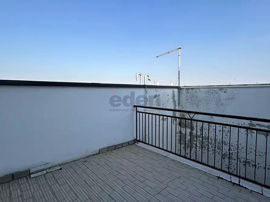 Immagine 35 di Ufficio in affitto  in Via Vittorio Bottego 49 a Modena