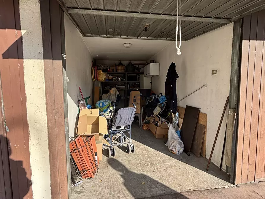 Immagine 55 di Trilocale in vendita  in STRADA DI SALICETO PANARO 211 a Modena